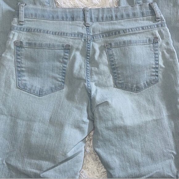 The Childrenās Place Girlās Basic Super Skinny Light WashāDenim Jeans Size 14 - Picture 5 of 7